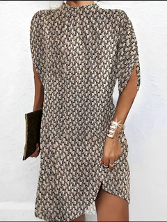 Amie - knielanges lockeres Kleid für Frauen in Beige