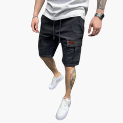 Herren Cargoshorts mit Kordelzug und Klappentaschen in Schwarz