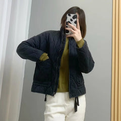 Mia | Trendige und elegante Winterjacke in Schwarz