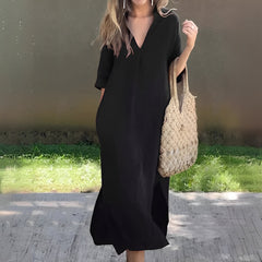 Leeann - Sommerliches Maxikleid mit luftigem V-Ausschnitt in Schwarz