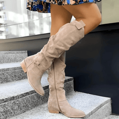 Celine | Gepolstert Runde Spitze Kniehohe Stiefel in Beige