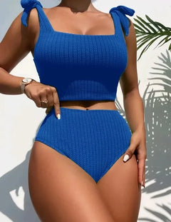 Estela® | Gerippter Einteiler mit hoher Taille und Schleifenbund in Blau