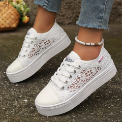 Damen Elegante Spitzensneaker | Atmungsaktiv und Stilvoll in Weiß