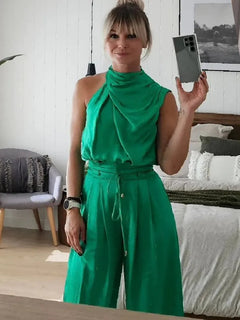 Donna - Modeanzug mit Oberteil und weite Hose in Grun