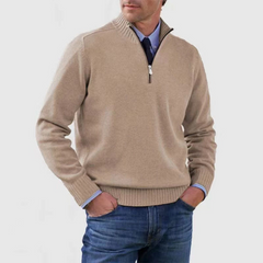 Herrenpullover mit halbem Reißverschluss in Beige