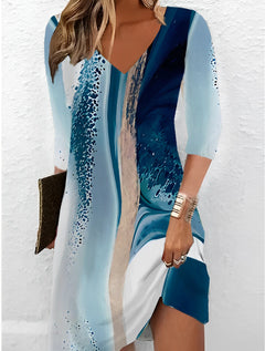 Wanda - Lässiges Kleid mit V-Ausschnitt und Print in Farbe 3