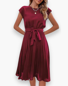 Damen Elegantes Plissee Kleid | Taille Schleife in Wein Rot