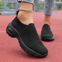 AeroSlip™ – Leichte Orthopädische Slip-On Schuhe für Damen in Schwarz