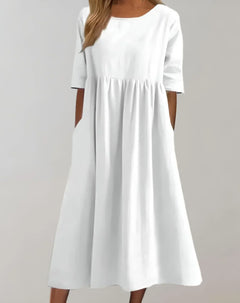 Brisa – Locker sitzendes Baumwollkleid in Weiß