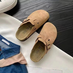 Alex - Schlupfclogs mit verstellbarer Schnalle in Beige