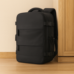 Handgepäck-Rucksack 40 x 20 x 25 – Passt in die Ryanair-Freigepäckmenge für unter den Sitz in Schwarz