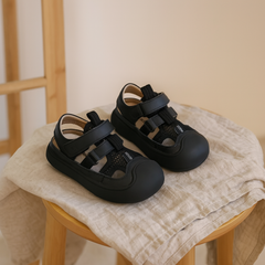 BareFlex Kinder-Sommersandalen – Atmungsaktive, minimalistische Schuhe für aktives Spielen in Schwarz