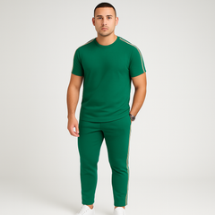 Retro-Streetwear-Set für Herren – Loose Fit T-Shirt mit Seitenstreifen und passender Hose in Grün