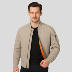 Bomberjacke für Herren im klassischen Design – Zeitloser Reißverschluss-Stil in Hellgold