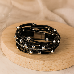 Mehrlagiges Lederarmband für Damen – Roségold mit Perlen und Kristall-Akzenten in Schwarz 02