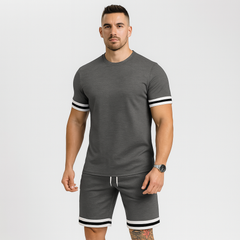 Neues lässiges 2-teiliges Herren-Set – Kurzarm-T-Shirt mit Rundhalsausschnitt und Shorts mit Kordelzug in Unifarbe in Dunkelgrau