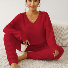 Damen Lounge-Set aus Rippstrick – Unifarbenes V-Ausschnitt-Top & Jogginghose mit Gummibund in Rot