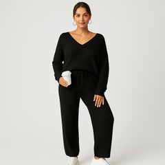 Damen Lounge-Set aus Rippstrick – Unifarbenes V-Ausschnitt-Top & Jogginghose mit Gummibund in Schwarz