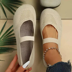 Dilara – Leichte und flexible Slipper in Beige