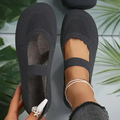 Dilara – Leichte und flexible Slipper in Grau