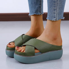 Malin® | Moderne Damensandalen in Grün