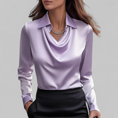 Andrea | Elegante Bluse mit drapiertem Ausschnitt in Lila