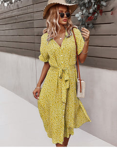 Svea - Sommerkleid - Knopfleiste und Gürtel in Gelb