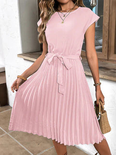 Brittany - Minikleid mit kurzen Ärmeln und Falten in Rosa