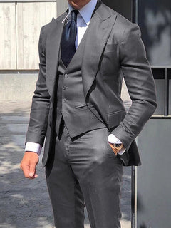 Moderner Slim Fit Hochzeitsgast Anzug Für Herren | 3-Teilig in Grau