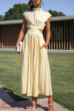 Marianne- Elegantes Sommer Midikleid mit Rollkragen und Taillenausschnitt in Gelb