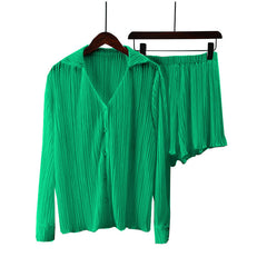 Fenna - Top & Kurze Hose - Stylisches Plissee-Set in Olivgrün