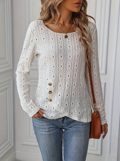 Damen Langarmshirt mit dekorativen Knöpfen und Struktur in Weiß