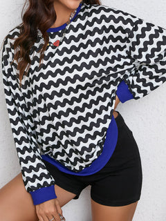 Damen farbenfrohes Sweatshirt mit Wellenmuster und sportlichem Schnitt in Schwarz