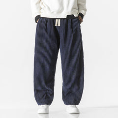 Masaaki | Einzigartige Cordhose in Marineblau