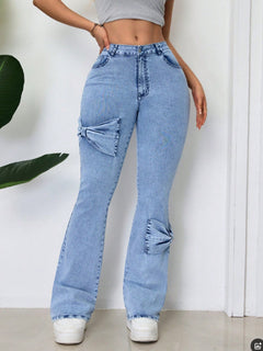 Damen ausgestellte Jeans mit dekorativen Schleifen in Blau