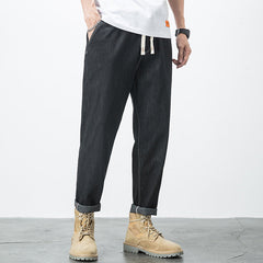 Ikki | Bequeme Denimhose in Schwarz
