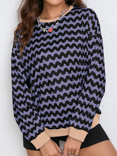 Damen farbenfrohes Sweatshirt mit Wellenmuster und sportlichem Schnitt in Dunkelblau