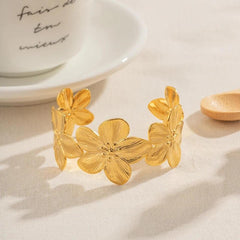 Micara - Bloom Bracelet - Armbänder in Gold