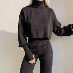 Caitronia - Pullover- und Hosen-Set in Schwarz