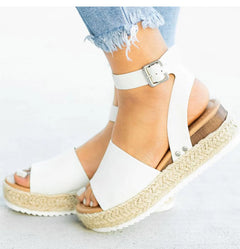 Elin - Plateau-Flip-Flops - Sandalen in Weiß