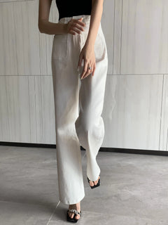 Kiera - Vintage-Hose mit weitem Bein - High-Waist Denim in Weiß