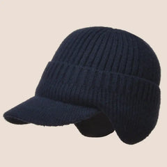 WinterWool - Strickmütze mit Ohrenschützern in Marineblau