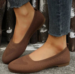 Minerva® | Flache und atmungsaktive orthopädische Schuhe für Damen in Braun