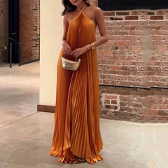 Tanya | Neckholder Plissee Maxi Hochzeitsgastkleid in Orange