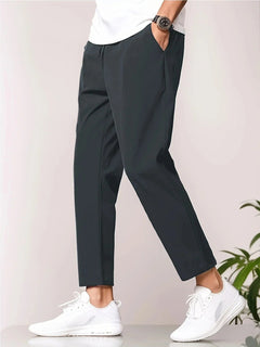 ALEXANDER | LEICHTE UND LUXURIÖSE HOSE in Grau