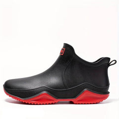AquaGuard | Orthopädischer Wasserdichte Regen-Schuhe in Schwarz / Rot