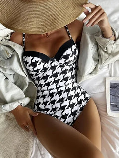 Jordana® | Träger-Bademode mit Print in Schwarz