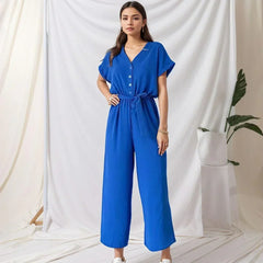 Evelyne™ Jumpsuit aus Soft-Stoff mit Knöpfen und Bindegürtel in Blau