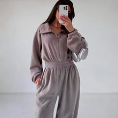 Vancouver™ Sweat-Jumpsuit mit Stehkragen und definierter Taille in Hellgrau