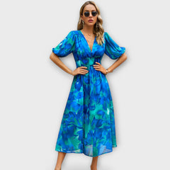 Maxikleid mit Ballonärmeln im abstrakten Design in Blau